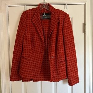 Carlisle 2 piece wool skirt suit and jacket. Size 4. Orange Plaid